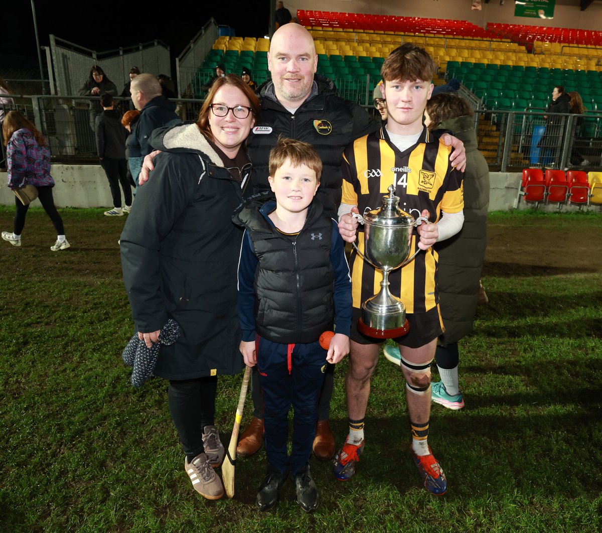 pgahern's tweet photo. Fantastic game of hurling in NCP on Monday night! Just fantastic and great to be there and take some shots of the joy of the victory for Naomh Eoin and some of the families! @Carlow_GAA @Natsport @kclr96fm @TheLeftWingBack @NaomhEoin_GAA https://t.co/OXx6XPWMCT