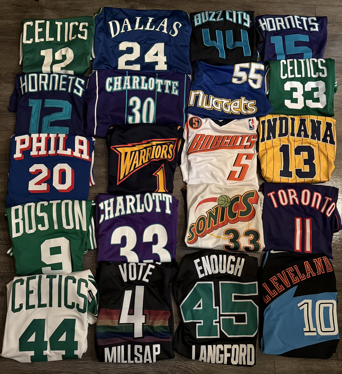 HoopGrids's tweet photo. The Official HoopGrids Admin #NBAJerseyDay Collection https://t.co/gpkCTGe4Xm