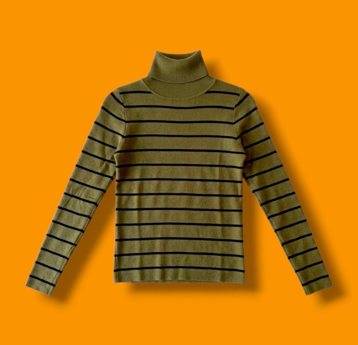 emergentetienda's tweet photo. No pases fríos 😓🥶🧊
Suéteres unitalla 
Hechos en México 🇲🇽

❄️ Suéteres blanco a rayas $419
❄️ Suéteres verde cuello de tortuga $399

#hechoenmexico https://t.co/uCGcB8dz31