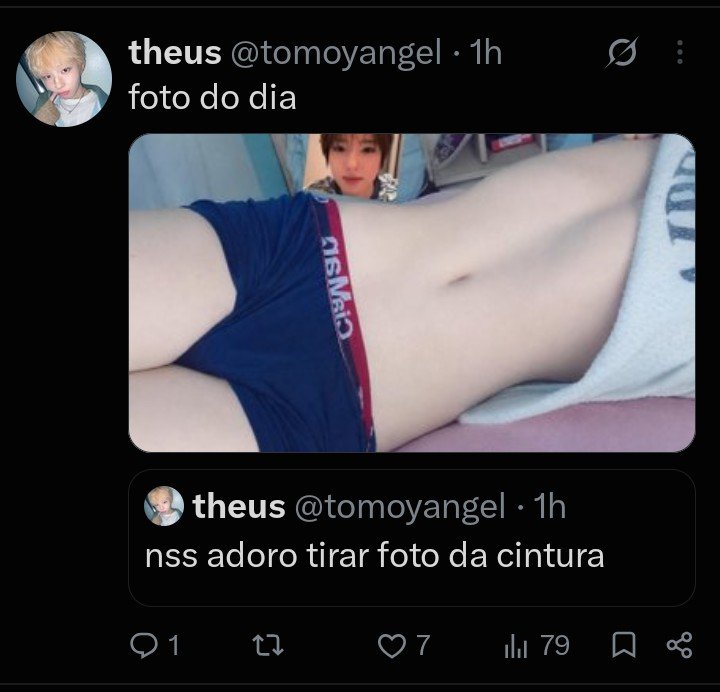 cattzye's tweet photo. @culeitadinho é esse que vive de chamar mulher de deposito no status? https://t.co/l0KWvl3mbe