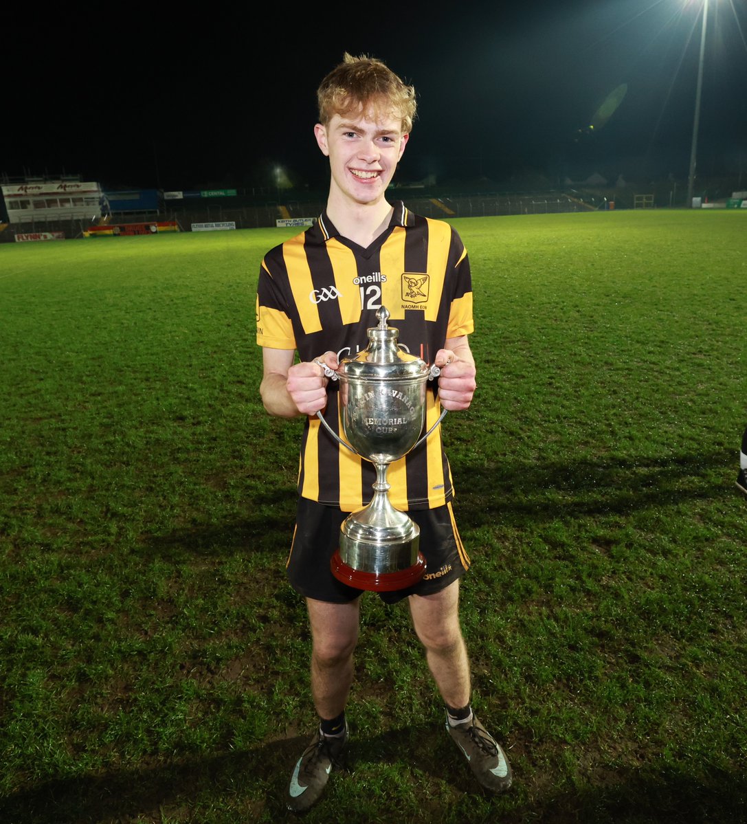 pgahern's tweet photo. One player  took 3 line balls and put all three over the bar! I cannot recall anyone ever doing that in NCP before! Daniel O'Neill wearing No 12 for NE. It takes 100's of hours of practice.  Unreal! @Carlow_GAA @Natsport @kclr96fm @TheLeftWingBack @NaomhEoin_GAA https://t.co/gD6DUwMraL