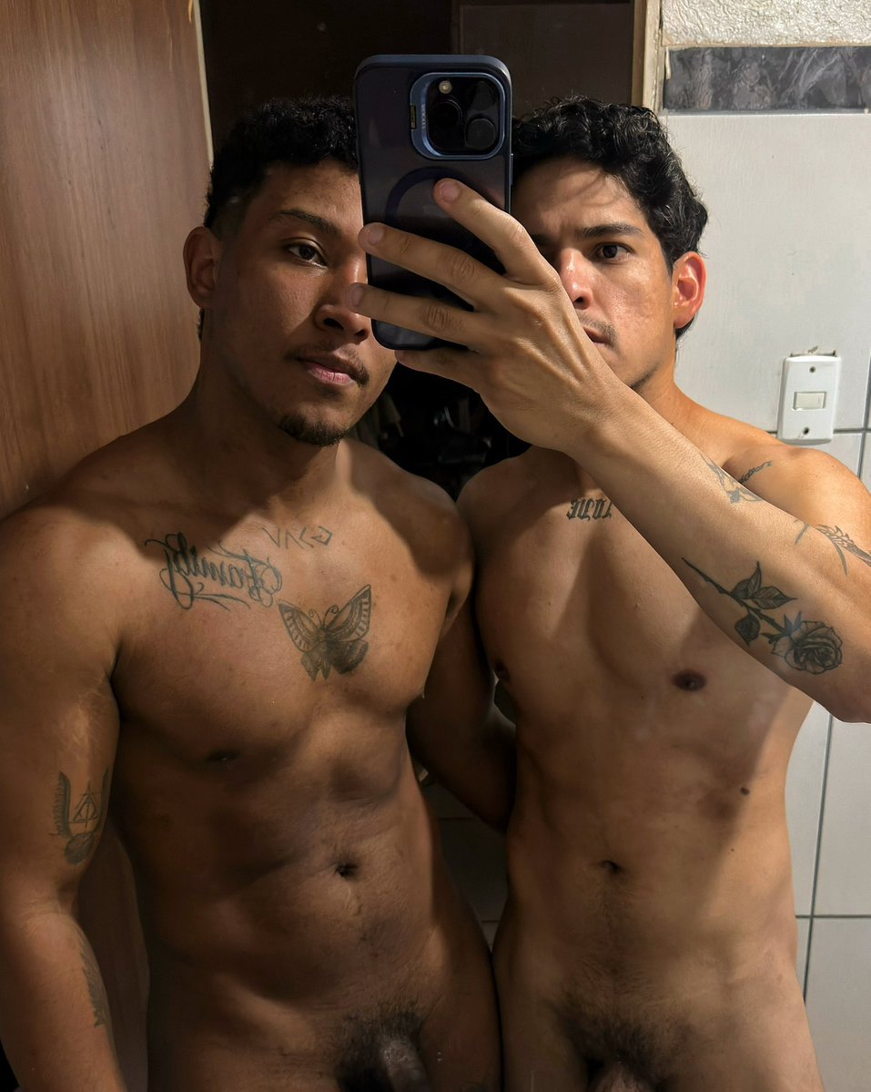 lucslope's tweet photo. A foto completa, vc já sabe onde encontrar 🤤 https://t.co/E47ygwpnsG