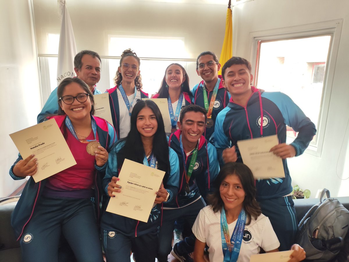BogotaUNAL's tweet photo. 🏅 ¡Orgullo deportivo de la @BogotaUNAL. La Sede Bogotá reconoció a sus deportistas de los Juegos ASCUN 2026: 143 estudiantes, 24 medallas 🥇, puesto 13 nacional entre 110 universidades y 1° entre las de Bogotá. @BienestarUNAL respaldaron con la atención integral. https://t.co/9tmuHp9ks7