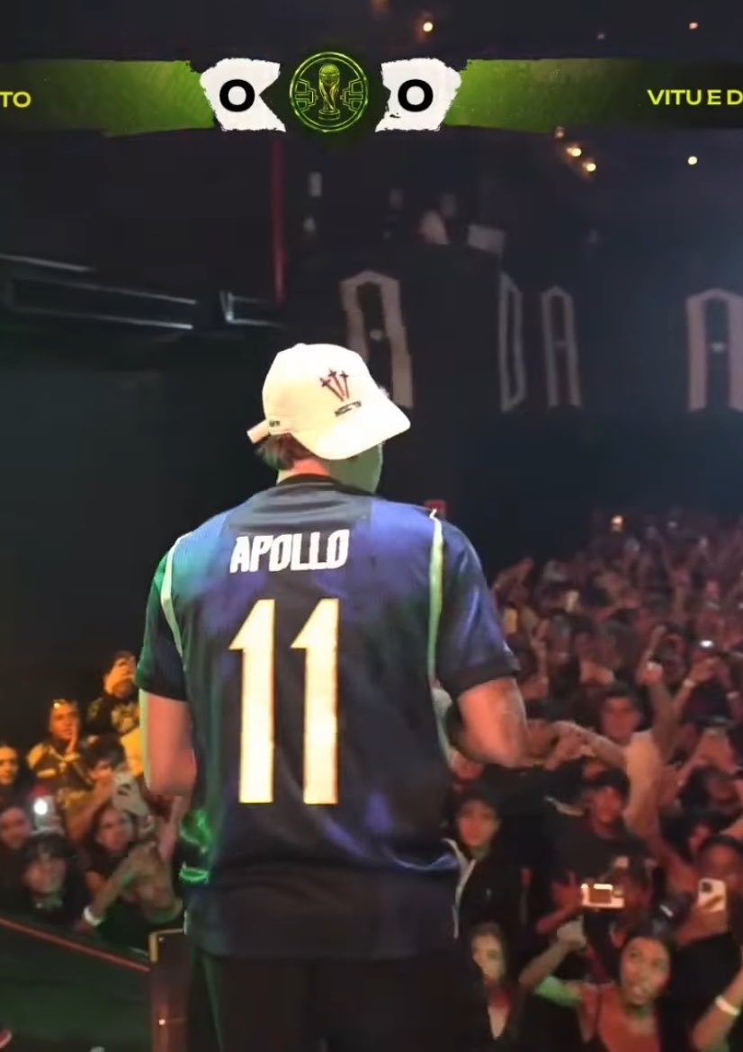 geoduarte_'s tweet photo. o apollo ta sem a camisa da mibr hoje, encantada https://t.co/pEcga7DPyV