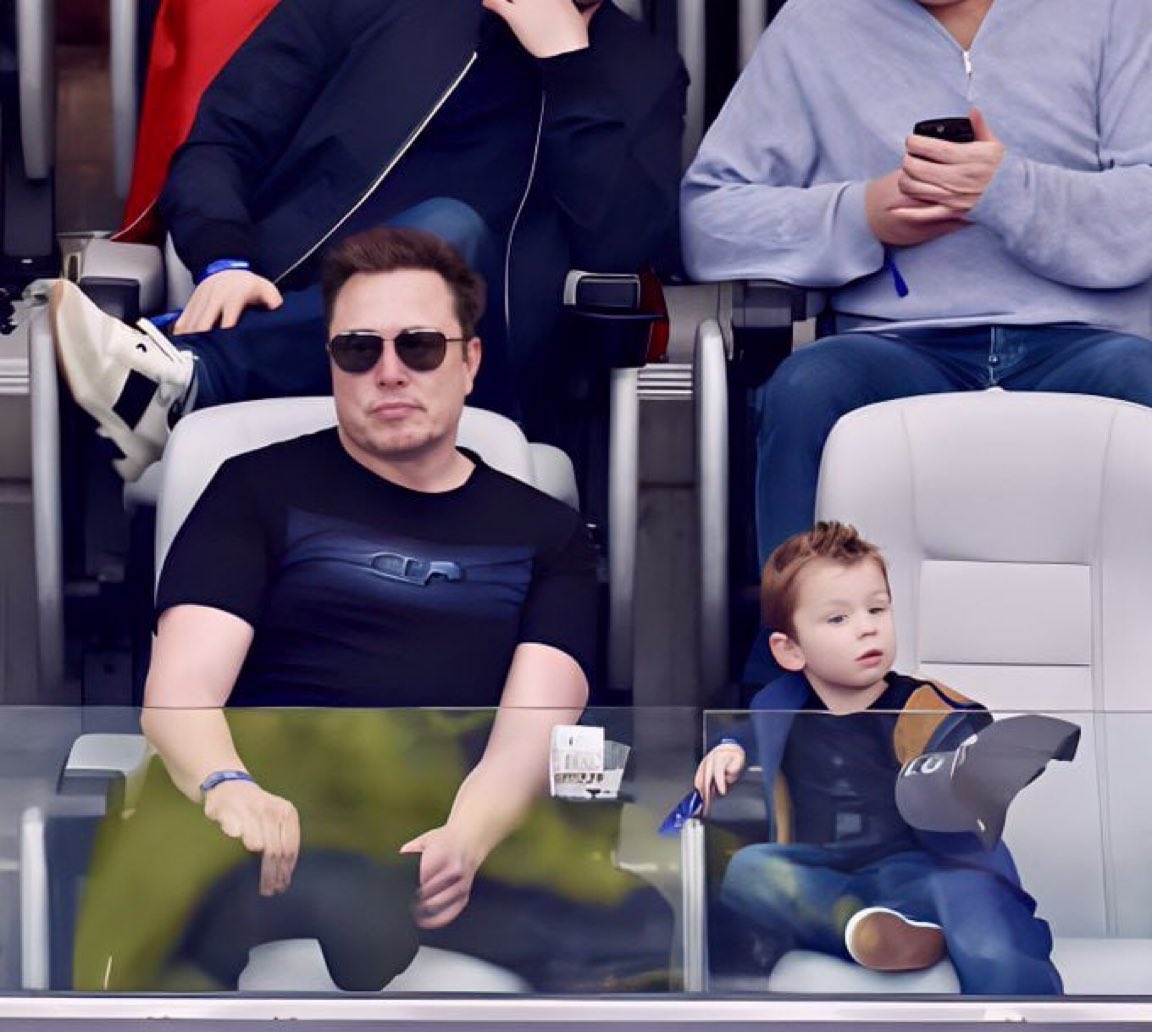 ZehBanga's tweet photo. If you are a pro Elon Musk fan and you see this post, please say, "Hi👋 https://t.co/AZo2tXq6SO