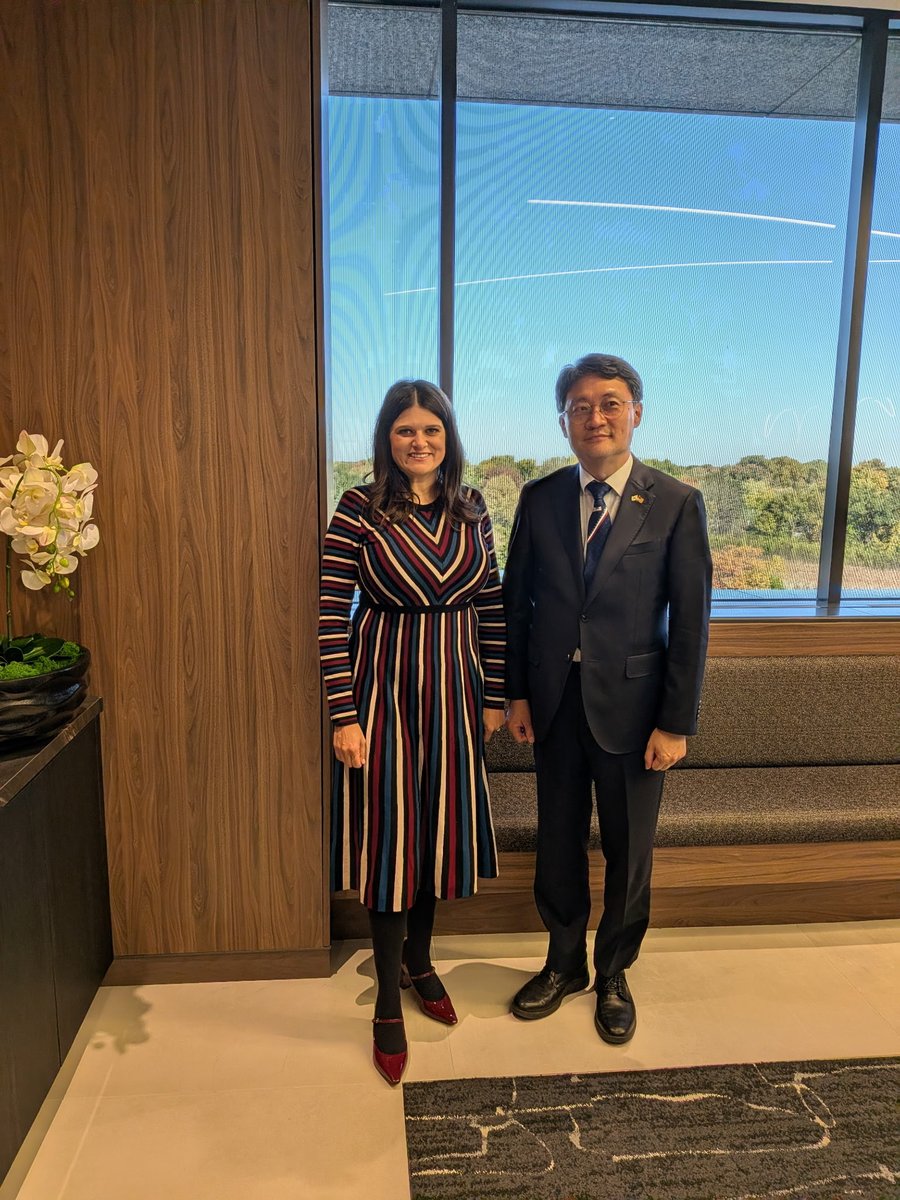 RepHaleyStevens's tweet photo. I was honored to meet with the Deputy Chief of Mission for the Embassy of South Korea today in Troy, Michigan! South Korea is a tremendous open free market, rules based order, equal opportunity capitalist country like the USA!

They love manufacturing, innovation and new-age tech for good. Grateful that DCM Young-Hee Chun came to Michigan and made time to get together and strengthen the Alliance. 🇰🇷🇺🇸