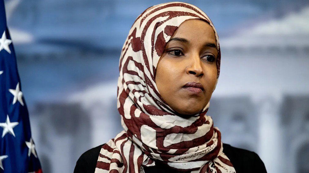 MarioNawfal's tweet photo. 🇺🇸🇸🇴 Ilhan Omar's financial scandal just got even MORE BIZARRE

House Oversight Chairman James Comer says a winery linked to her husband was allegedly selling investors BARRELS OF WINE THAT WERE EMPTY.

Meanwhile, financial disclosures show that her husband's business holdings went from a reported maximum of $51,000 to as much as $30 MILLION in just ONE YEAR.

And now Omar is facing a federal immigration fraud investigation, with reports claiming that investigators have obtained DNA evidence related to longstanding allegations that she married her brother.

That evidence has yet to be made public, and Omar denies wrongdoing.

The American public deserves some VERY SERIOUS ANSWERS about the money, the investors, and those extraordinary financial disclosures.

Source: NYP / Writer: Sol