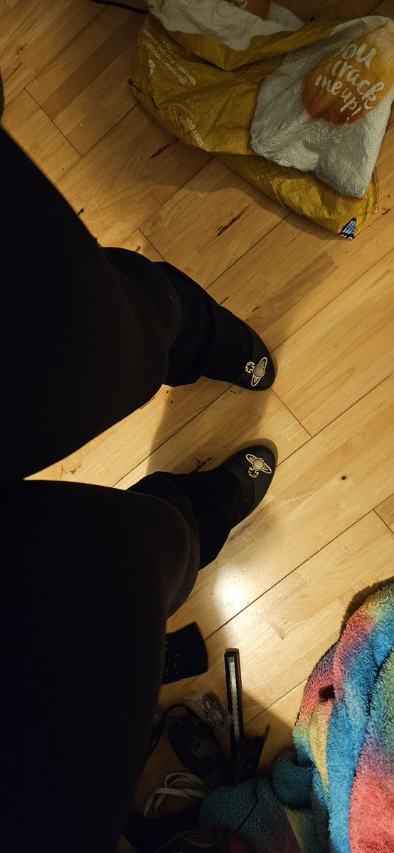 Sissyboyforfun4's tweet photo. Looking for some like minded people simulator age to me in Yorkshire, im looking to also sell content with someone so if you would be up for that please dm me :) #feet #sissy #femboy #footfetish https://t.co/iQ65mp0HKR