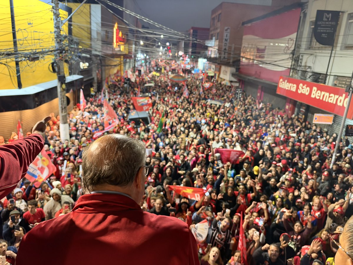 geraldoalckmin's tweet photo. São Bernardo, nosso encontro foi histórico. Assim como será a virada do presidente @LulaOficial pelo Brasil no dia 25! 🇧🇷 https://t.co/3LplKcvQod