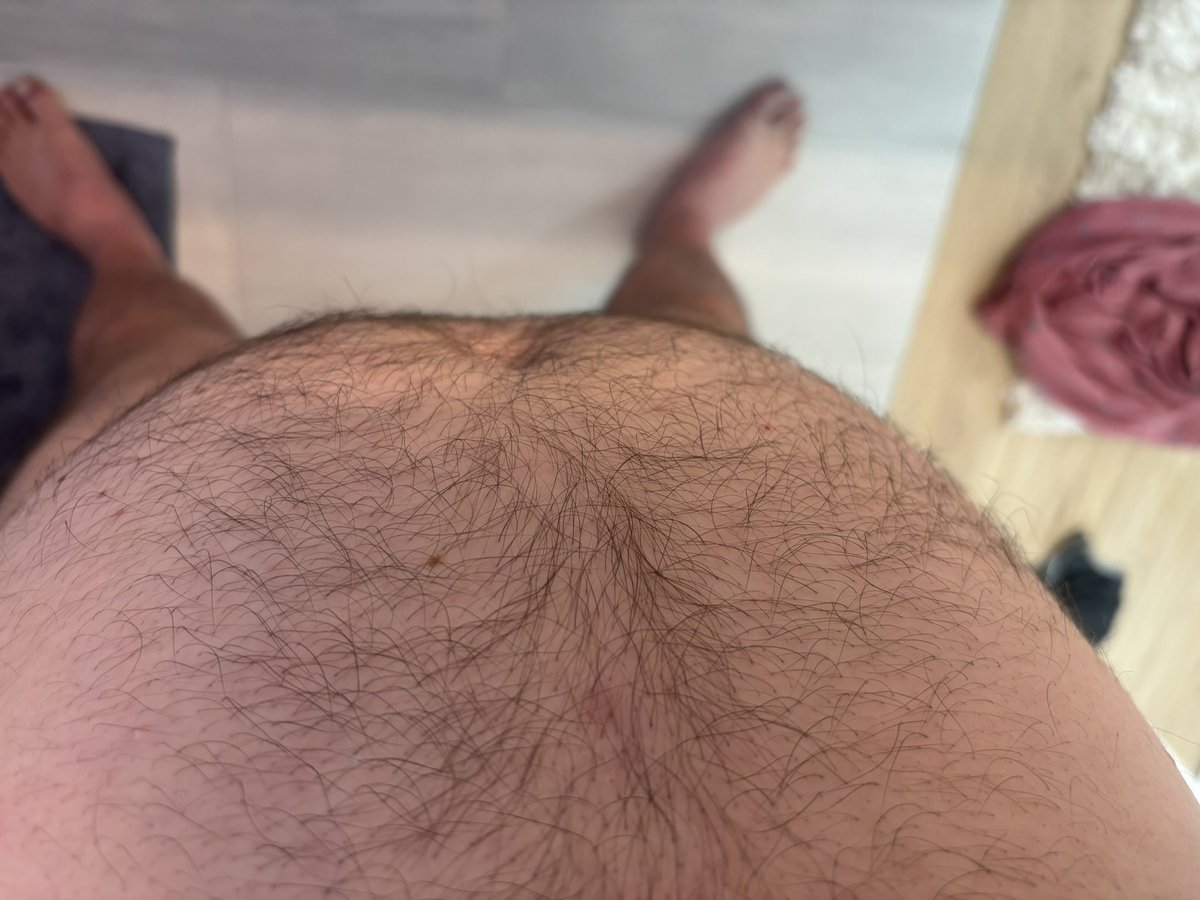 Grrthy's tweet photo. Huh #belly #thicc #bigguy #bigboy #fat https://t.co/j7nTnDSYkf