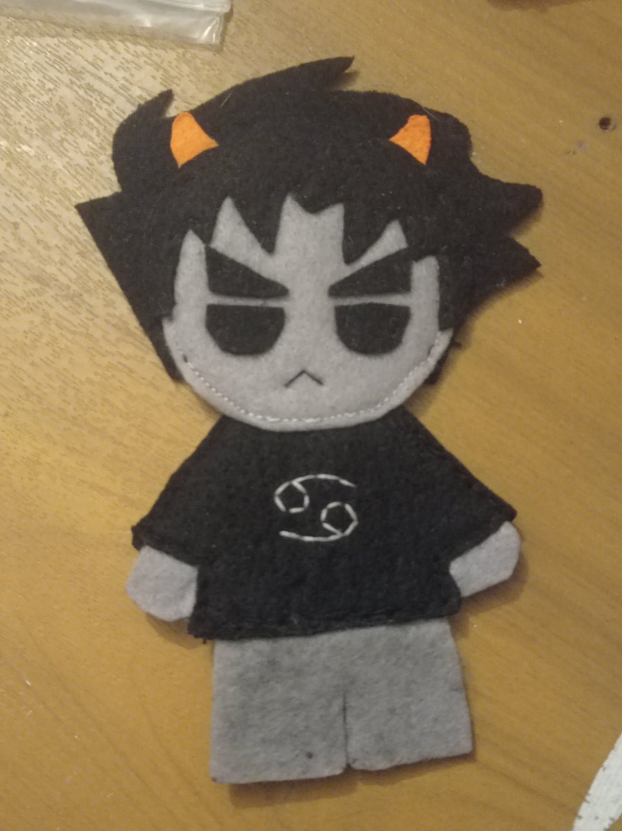deckstrider's tweet photo. turned out like actual utter shit im sorry i made u so ugly i promise ill remake u soon i love uou https://t.co/tc6GVF1QTg