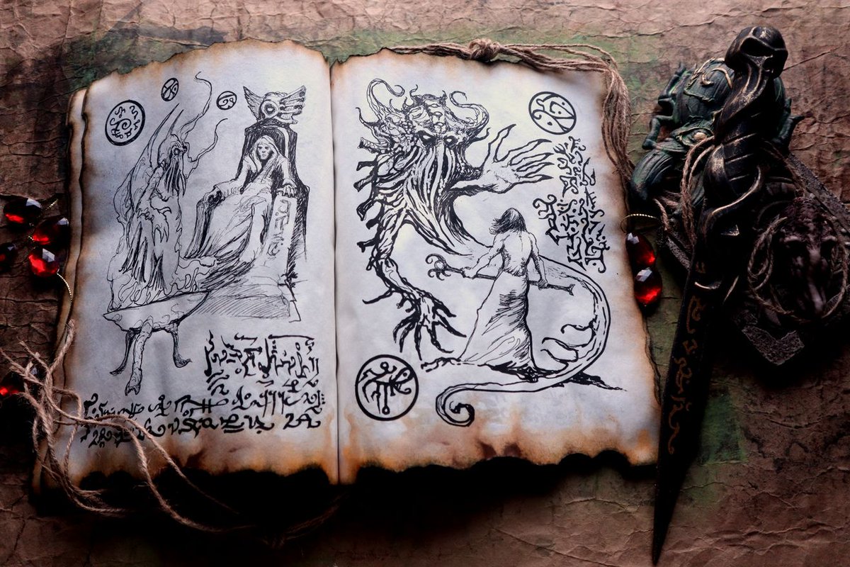 Mrzarono's tweet photo. In black lotus dreams the sorcerers caught glimpses of Cthulhu and his kin. https://t.co/fKGery5Z8m