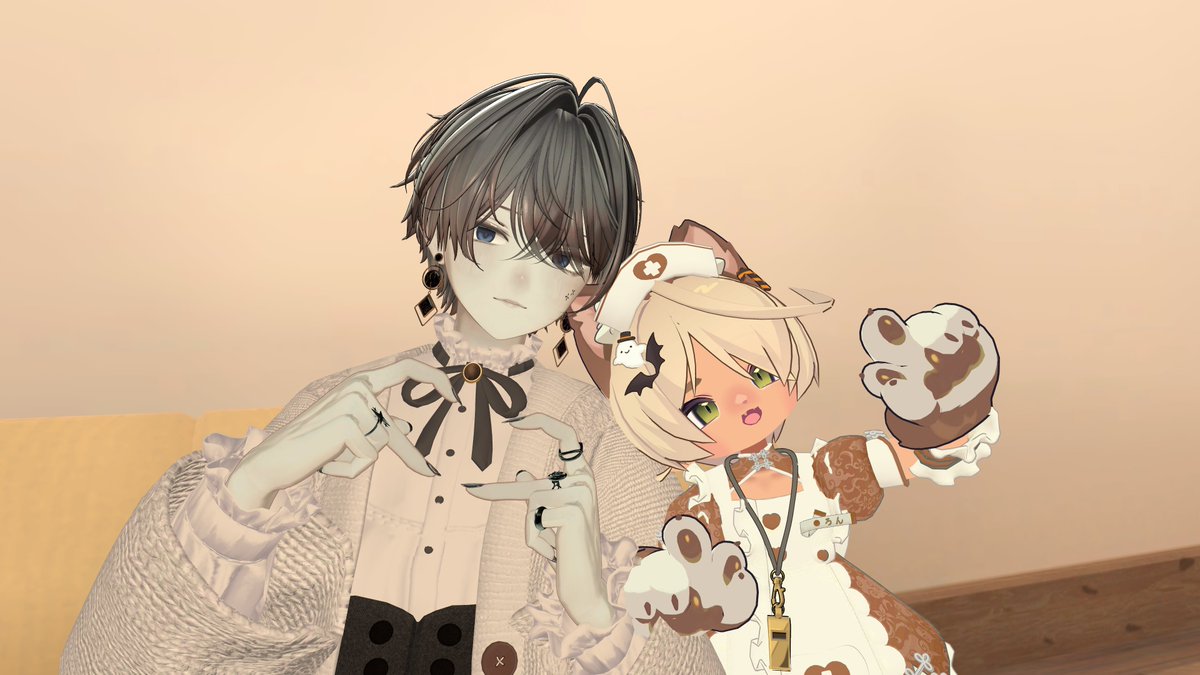 Neun_VRC's tweet photo. #キャッフェVRC いってきましたぁ。
かわいいかわいいリルレオ君たちに癒されてきましたぁ。肉球でわちゃわちゃされるのとても癒し。
オムライス頼んだら、かわいいイラストとレアな４文字でニコニコでした。
今日は、ハロウィンだったから、おやつもあってあげると喜んでくれて嬉しかった(∩´∀｀)∩ https://t.co/ipB3pyar8K