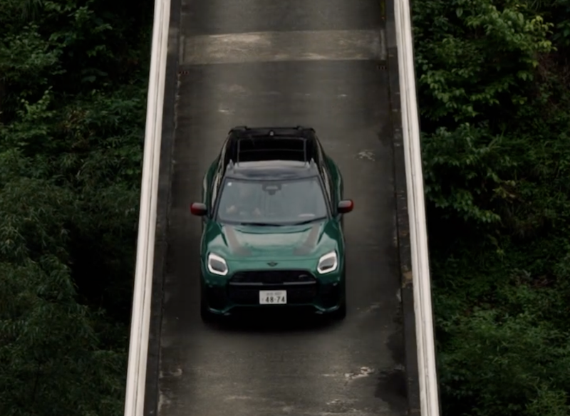 BOHP's tweet photo. 新型MINI Countrymanの動画～その39 | BMWおたっきーず！Blog - BMW総合情報ブログ https://t.co/9jwfU06Lyp #BMW #BMWMINI #MINI #MINICountryman #Countryman https://t.co/gShw3mHKMt