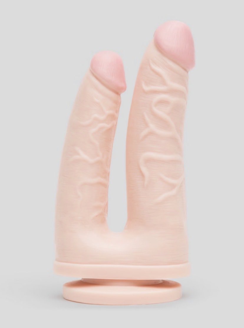 lilacme0w's tweet photo. just bought this dildo im so excited to use it 😵‍💫😵‍💫 https://t.co/Ysp22Rbl5L