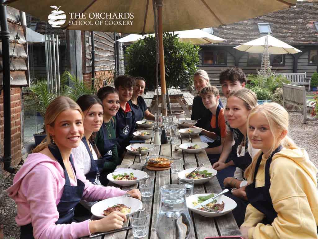 OrchardsCookery's tweet photo. Today, we welcomed this week's Chalet Cooks and Orchards Course students who got off to a great start this morning preparing and cooking Duck Breast with Wild Berry Sauce and rolled Rasberry Roulades! 🍓🔥 https://t.co/Z8RH8WEFtj