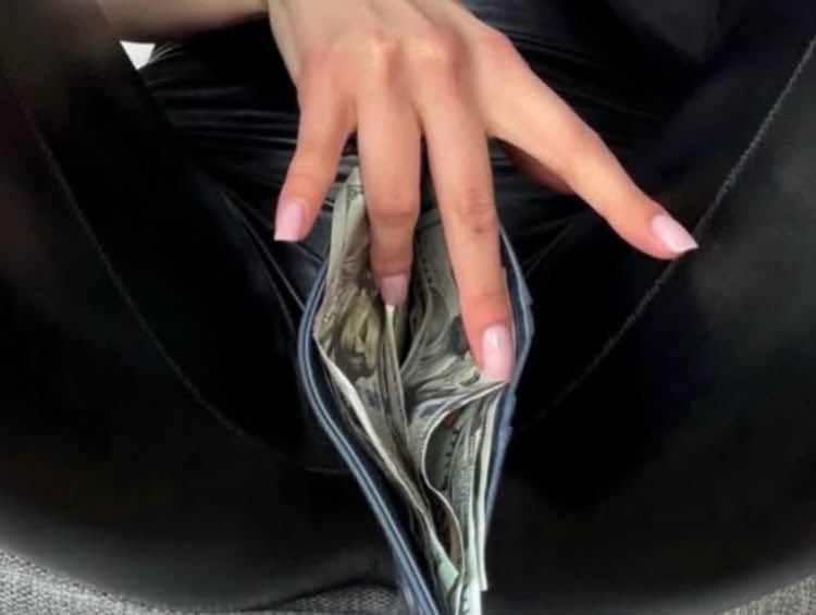 onlyyagirl_'s tweet photo. My sweet spot btw https://t.co/G355RLzxoF
