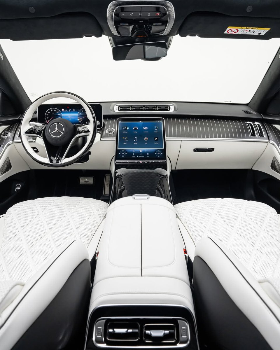 Venosier's tweet photo. Mercedes-Maybach S680 Night Series 🖤 https://t.co/Fc1QiK07in