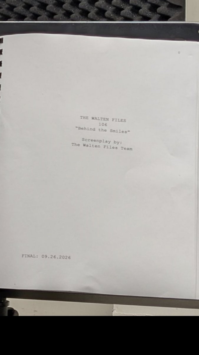 waltenfilesALL's tweet photo. WALTEN FILES NEWS: CoralineHecc shares some BEHIND THE SCENES of her voice acting in The Walten Files 6 - Behind the Smiles.   We even got an look at part of the script as well https://t.co/BQecPDG6l8