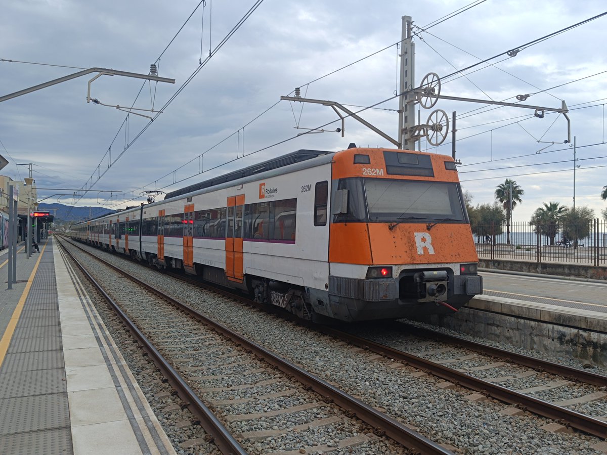 Boga4Edgar's tweet photo. Badalona 
19.10.2026 https://t.co/3zgFPN87Yn