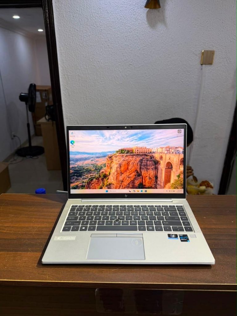 techielaptops's tweet photo. Limited ‼️

HP EliteBook 840 G8 14" FHD Laptop Computer, 11th Gen Quad Core i5-1145G7, 16GB DDR4 RAM, 256GB SSD, Backlit Keyboard, Fingerprint Reader, Thunderbolt 4, Windows 11 Pro

N450,000 

📍 Lagos

DM or WhatsApp: https://t.co/RyCPhdazzA https://t.co/5oCI2Xwntw
