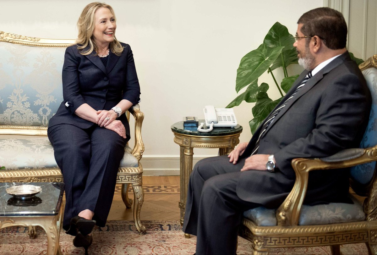 ahmitac's tweet photo. @bungarsargon Hillary isn’t a Muslim! Did she disavow MB? And all the others non Muslim? MB was not on the TL until januari 2026 in the US! https://t.co/xtwdBZsjAf
