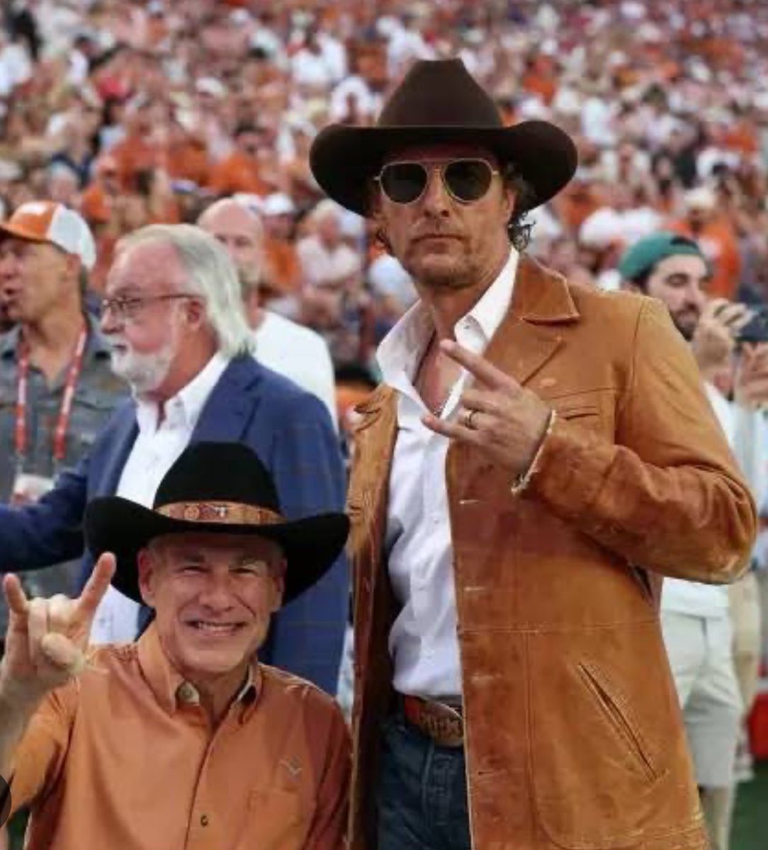 lisa_liberal's tweet photo. FUUUUUUCK MATTHEW McConaughey. https://t.co/JeTVnwisuT