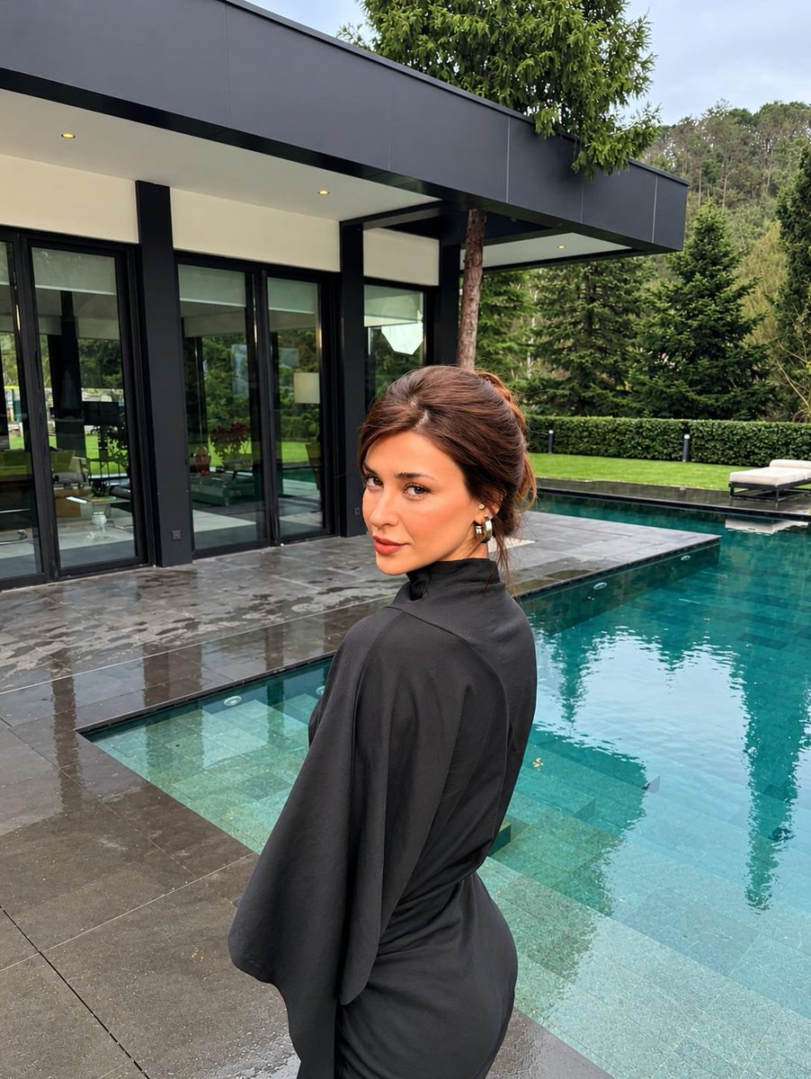 devrimlovem's tweet photo. 🖤 🔥

 #DevrimÖzkan #Yeraltı https://t.co/9lqHufpqOU