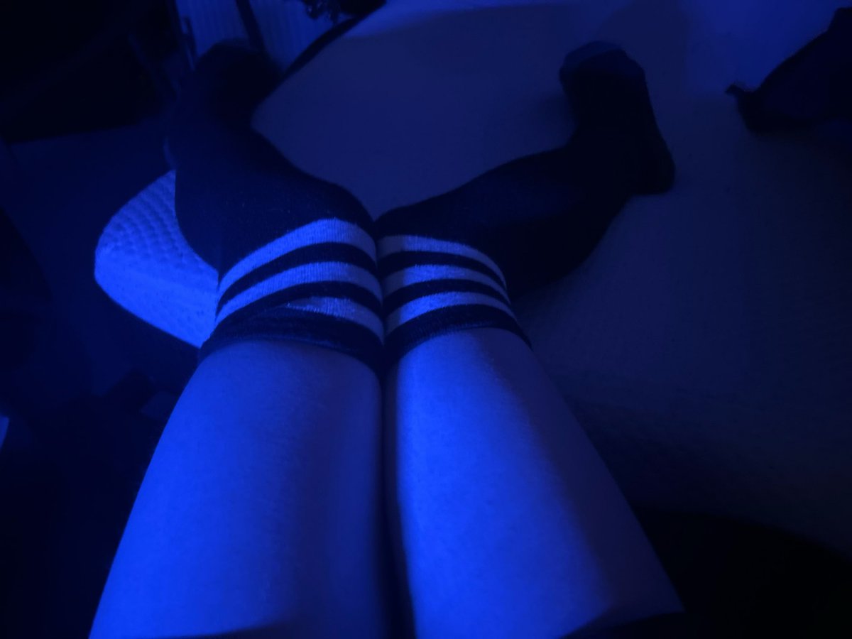 femboy_kit69's tweet photo. You love my thighs don’t u>~< https://t.co/cxxZuOKrxd