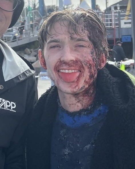 comfyausty's tweet photo. no wonder austin had security called on him 😭 https://t.co/fkgvnA3FjB