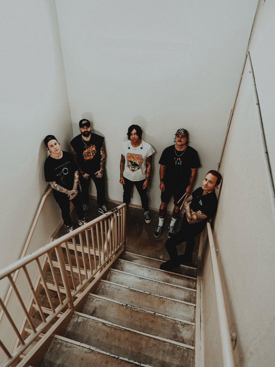SWStheband's tweet photo. St. Louis 🖤

Ottawa and Montreal - VIP upgrades are still available, get yours now at https://t.co/vjVmyuGC4d

📷 James Coffman https://t.co/GQQgUWZjAa
