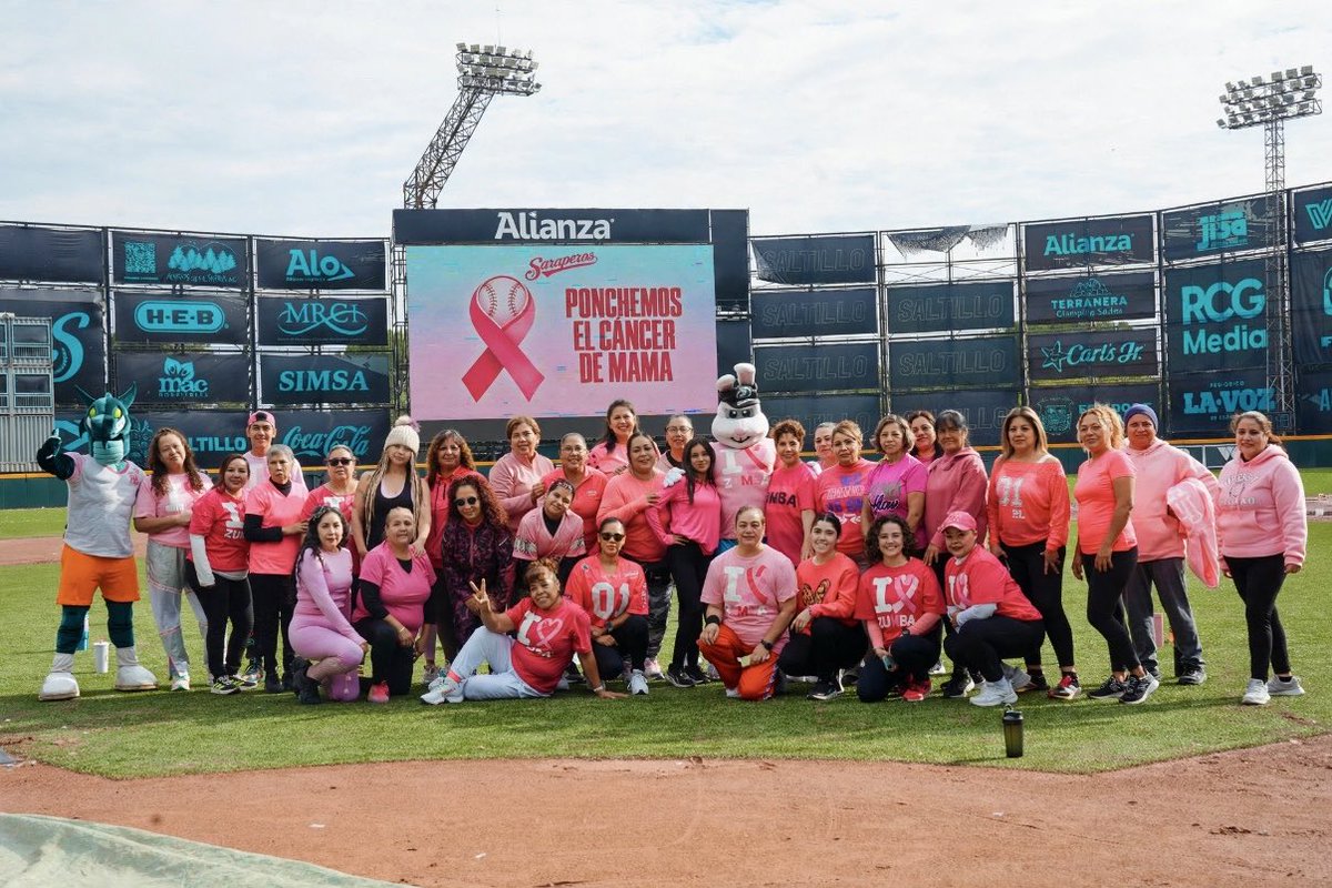 ClubSaraperos's tweet photo. ¡Nos movemos juntos por una misma causa! 🩷⚾️

Con Kike al frente de una clase de zumba en el Madero, conmemoramos el Día Mundial contra el Cáncer de Mama, reafirmando nuestro apoyo y solidaridad con quienes enfrentan esta enfermedad. 🎀

#PonchemosElCáncerDeMama #SLW https://t.co/ajltz3V8B8