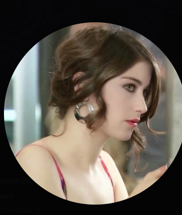 asoliman2666's tweet photo. @lienobelle حطه صورت ممثلة تركية الي لو شفتك في تركيا هتف في وش امك الدنيا كلها بتكرهكم 🤣🤣 https://t.co/IPMAwJ9SyH