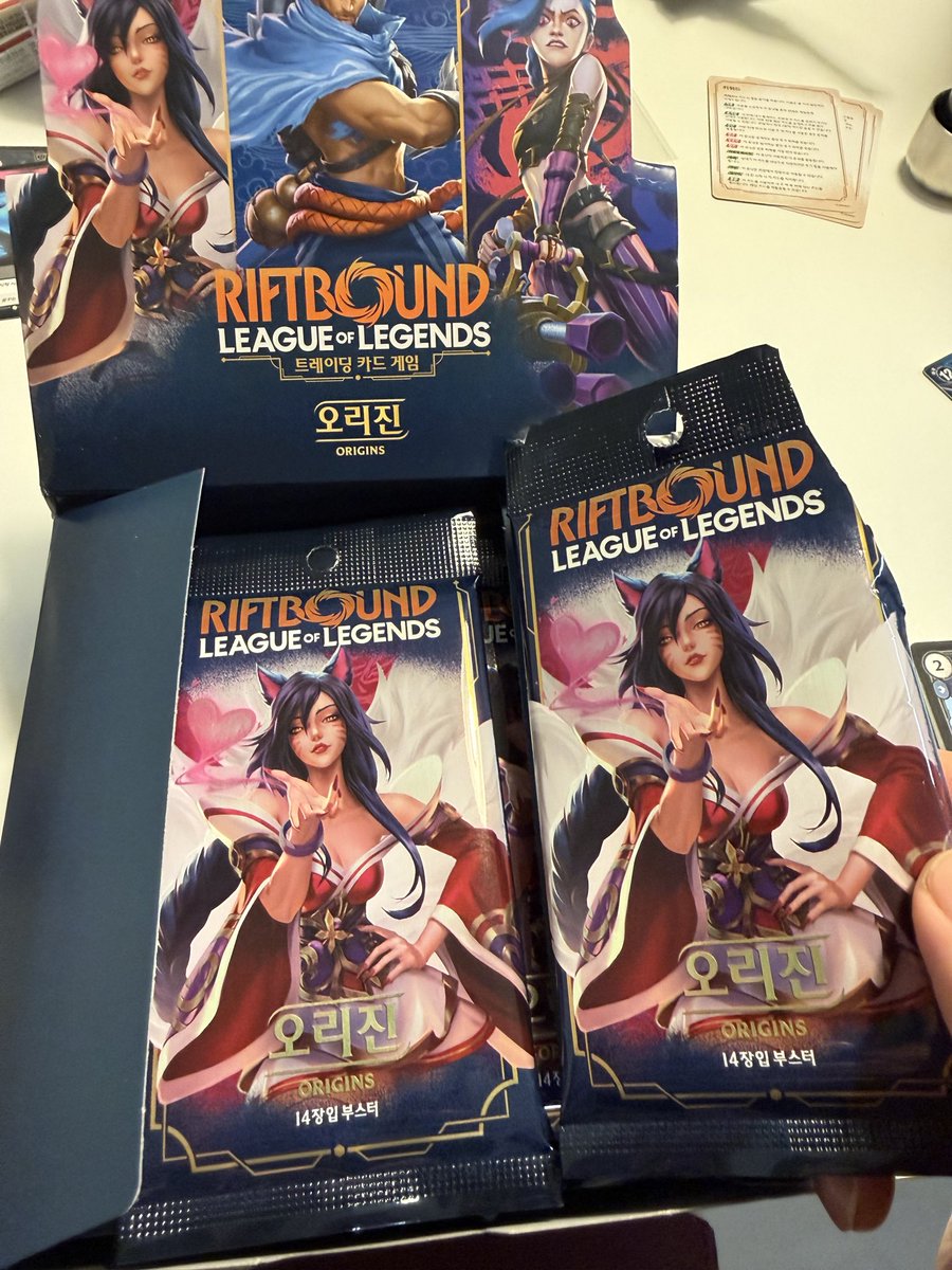 dan_in_progress's tweet photo. This box of Korean Origins was about $97 USD. Pretty sick if you ask me. Hard to not get value when you rip Origins at MSRP. Also I think this means I need to build Voli Dragons for Radiance. Anybody got Seraphic Wyverns for trade? https://t.co/4iwrG0PEwr