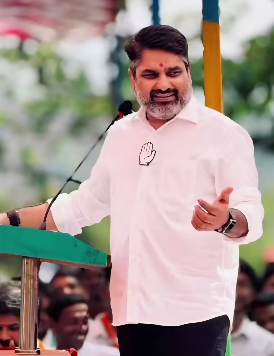 NamraPatel__'s tweet photo. Maharastra was a Congress state not very long ago.

The opposition space is wide open.

INC must prioritize Maharastra.

Time to appoint a new PCC chief.

48 Lok Sabha seats &amp; richest state by size of GDP cannot be ignored.

Identify grassroot leaders &amp; make Congress great again. https://t.co/1gmcNKvmPD