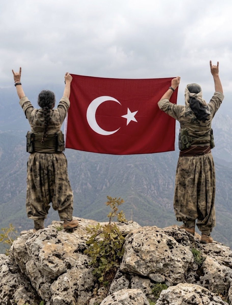serxwebun1988's tweet photo. 🦍GORİLLA’ya saygı duymuyoruz. 🦍Gorillaya saygı duyanada saygı duymuyoruz. 

Xapo’nun itliğini kapatmak için bu Gorillleri 🦍 kullanmayın bizden çok daha sert tepki alırsınız.. https://t.co/BaGFEGB8cp