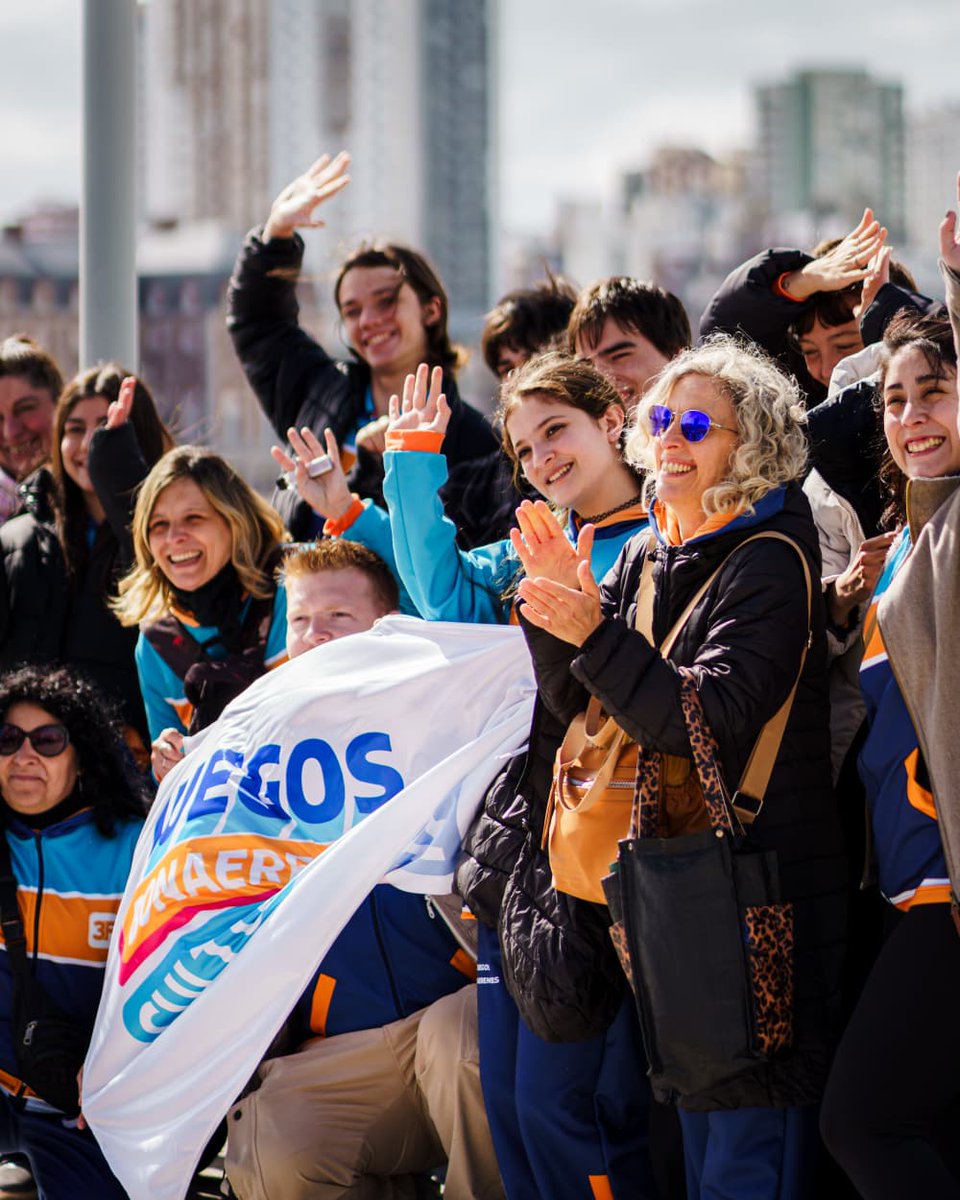 Municipalidad3F's tweet photo. ⚽🏖️Los talentosos jóvenes que conforman nuestra delegación ya están en Mar del Plata, listos para representar a #3F como Capital Provincial del Deporte en las Finales de los Juegos Bonaerenses 2026.

¡Qué gran ceremonia de apertura vivimos! ¡Mucha suerte! ¡Vamos por todo! ⭐💪 https://t.co/0zQyZ8CURn