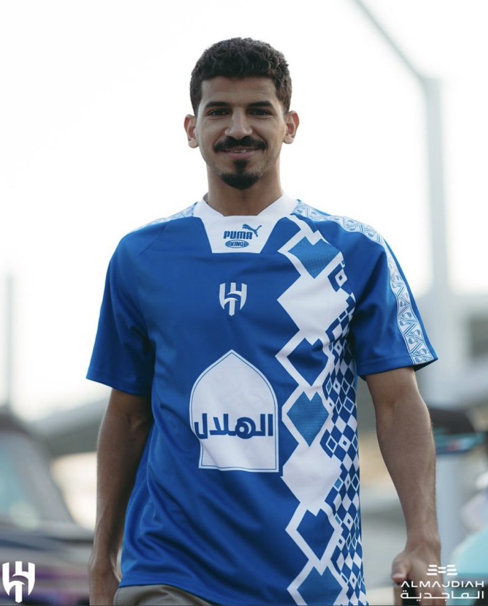 lliolli0's tweet photo. يدرس الاظهره بالاوفر 😂💙
#الهلال_الحزم https://t.co/60Iy2MF8we