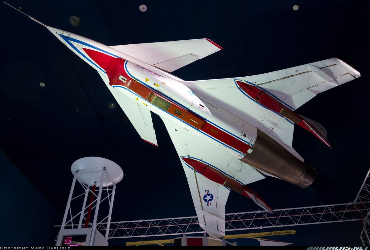 PASU_MATRIX's tweet photo. Rockwell HiMAT
The 1970s remotely piloted aircraft that pushed fighter maneuverability to the limit. https://t.co/uiRi75ZNcT