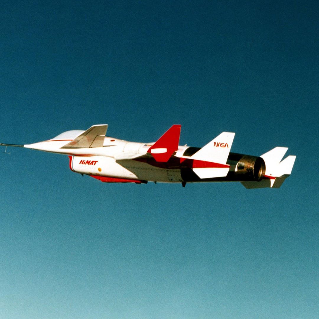 PASU_MATRIX's tweet photo. Rockwell HiMAT
The 1970s remotely piloted aircraft that pushed fighter maneuverability to the limit. https://t.co/uiRi75ZNcT