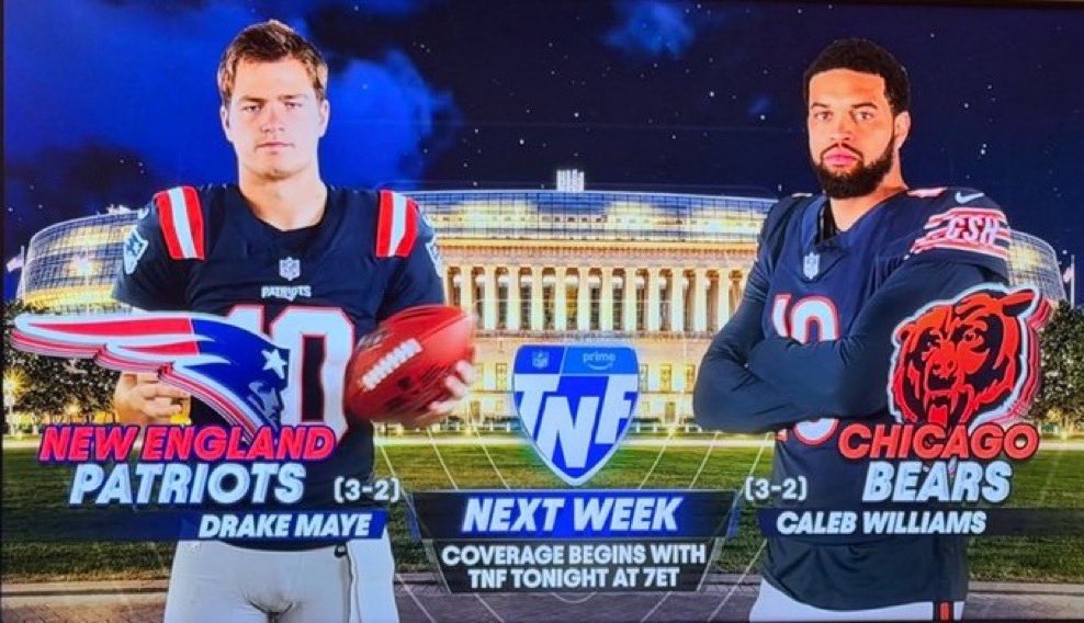 BearsShowYo's tweet photo. The last 2 great QBs of the new generation face off, I’m shaking bro https://t.co/FCQSC3ftnp