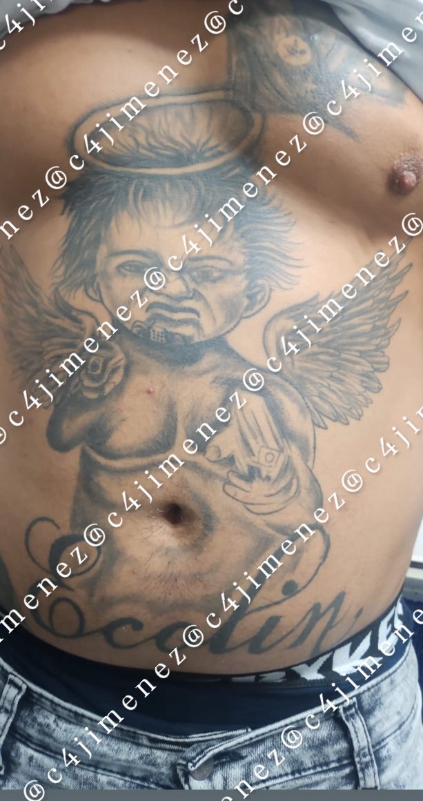 c4jimenez's tweet photo. SE SABE IMPUNE!
SON LAS CAÍDAS del ECOLÍN de LA UNIÓN
Alan Yair Rodriguez el Ecolín.
Así lo exhibimos aquí desde hace 2 años.
Con su tatuaje en la panza, sus patas chuecas,..
La Policía lo ha detenido por homicidio, drogas, robo…
Y siempre sale.
La @SSC_CDMX lo detuvo el sábado oootra vez.
Y así se reía llegando a @FiscaliaCDMX 
Orgulloso, el mugroso lacroso!