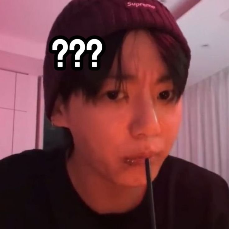jkxminv's tweet photo. Qué paso con Jaksal? Puso su cuenta privada porque creo que le querían tumbar la cuenta o algo asi. Wtf, si no les gusta lo que sube pues no miren, ni q les hiciera daño, dejen de ser tóxicas, disfruten de su ship y dejen al nuestro en paz 🫵🏻😐

(yo asi ni bien me enteré:) https://t.co/7q01Y7YDNs
