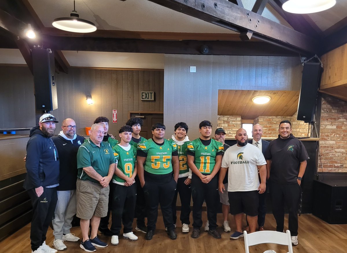 ClubModesto's tweet photo. Hosted Grace Davis Spartans this week. Nice group with some administrators and former coaches. Always good to see everyone. Downey High is next week. See you then! https://t.co/5ZUpA9CYih