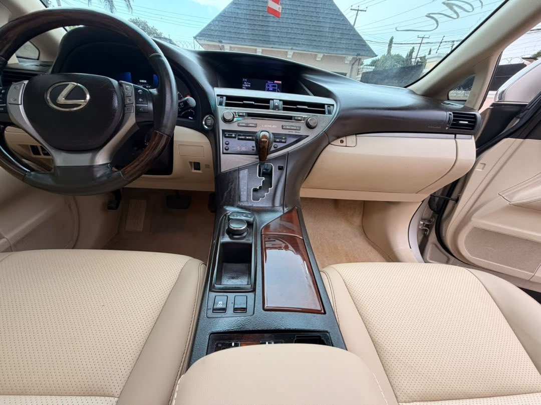 noksonautos's tweet photo. Lexus RX 350 
Year 2015 
Full option 
BSM lane departure 
Accident free 
22,000,000 non negotiable/last price https://t.co/KF6s3VQgB0