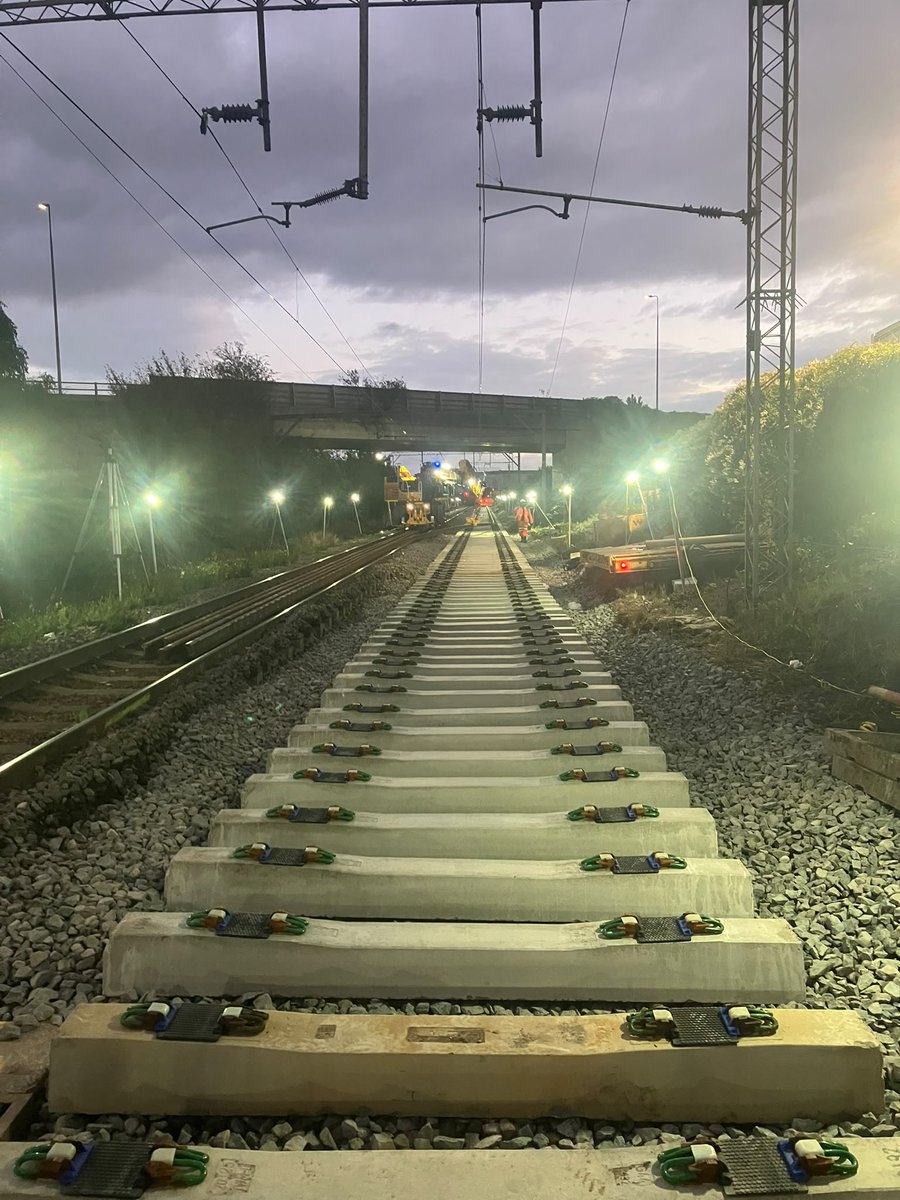 NetworkRailAng's tweet photo. Hertford East branch line  - scenes from the site

We're replacing 1km of track that was severely flooded last year, helping to keep trains running safely and reliably for years to come

Work continues until the end of Sunday 25 Oct - please plan ahead

@GreaterAngliaPR https://t.co/omM2SuUGFl