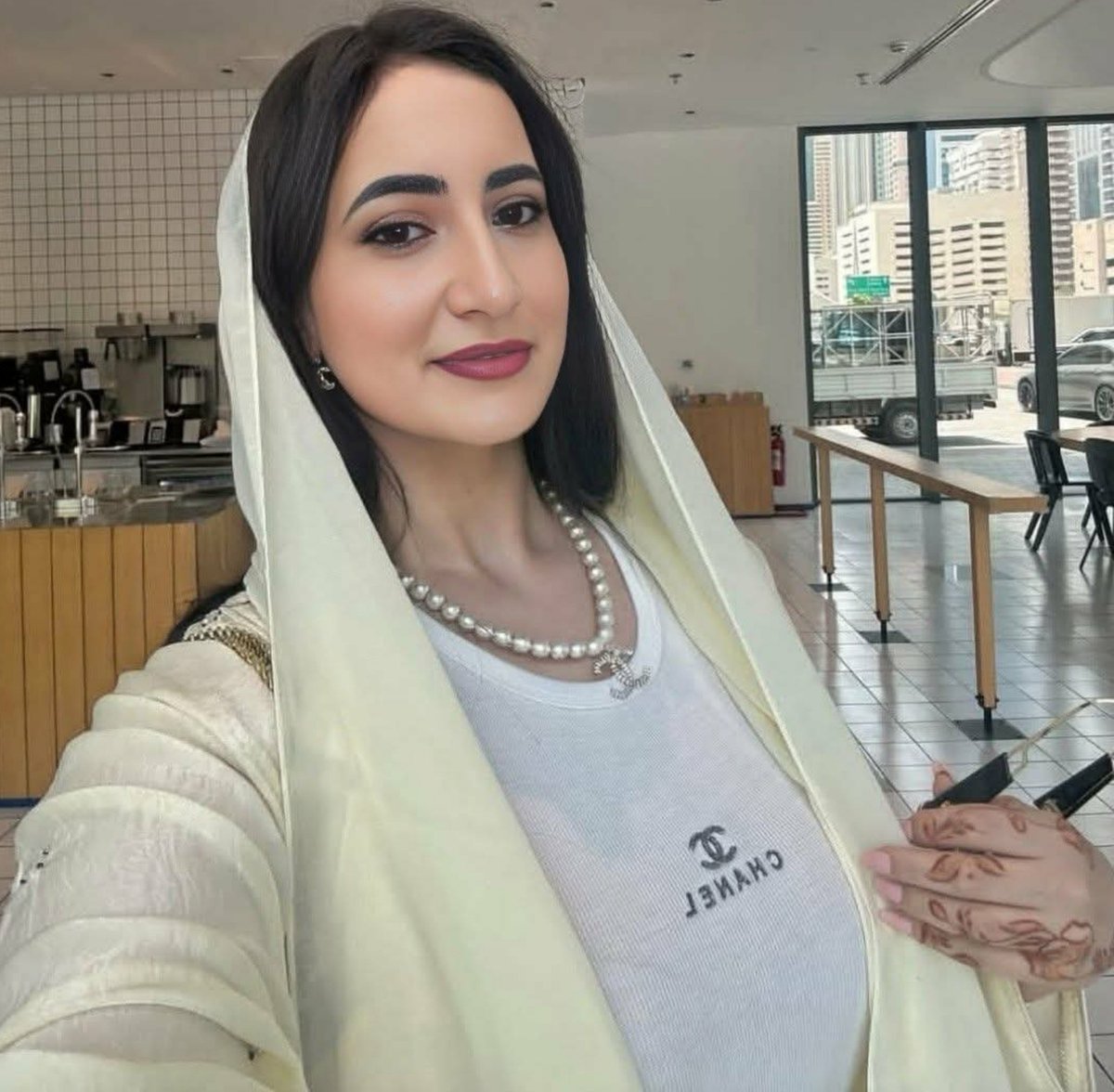luoldg's tweet photo. انا راح اسالك سؤال هل انا جميله ام لا https://t.co/hGZlbrWCv7