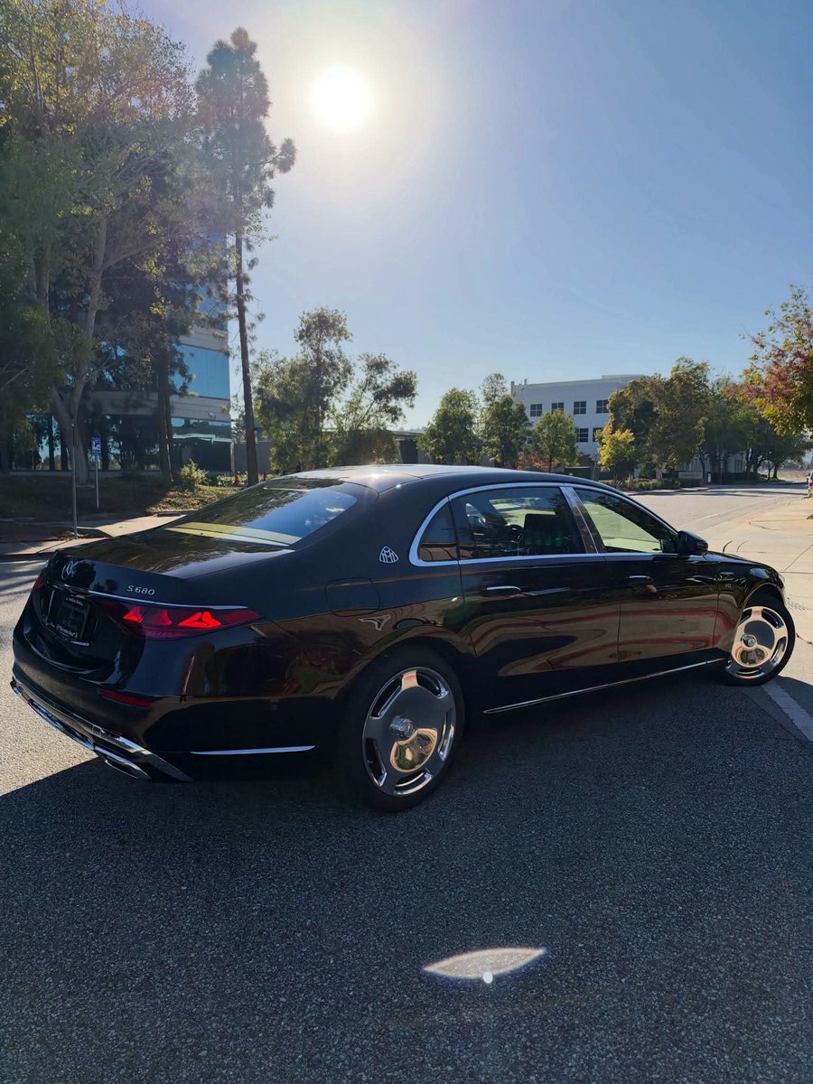 Venosier's tweet photo. Mercedes-Maybach S 680 https://t.co/H7y7a8pKY7