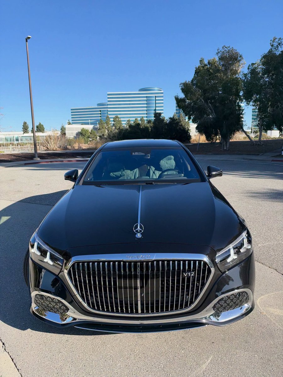 Venosier's tweet photo. Mercedes-Maybach S 680 https://t.co/H7y7a8pKY7
