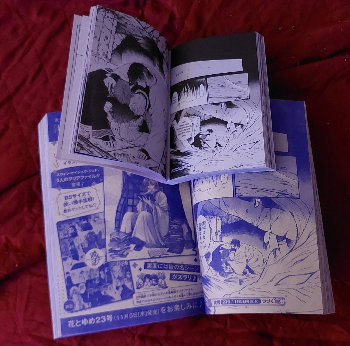Mod_Calu's tweet photo. volume 47 of Yona just released here a few days ago, so now I can finally read the Hana to Yume chapters I got on my very first Japan trip last year side by side 🥹🫶

I will miss this manga dearly https://t.co/dABwLSk9Xv